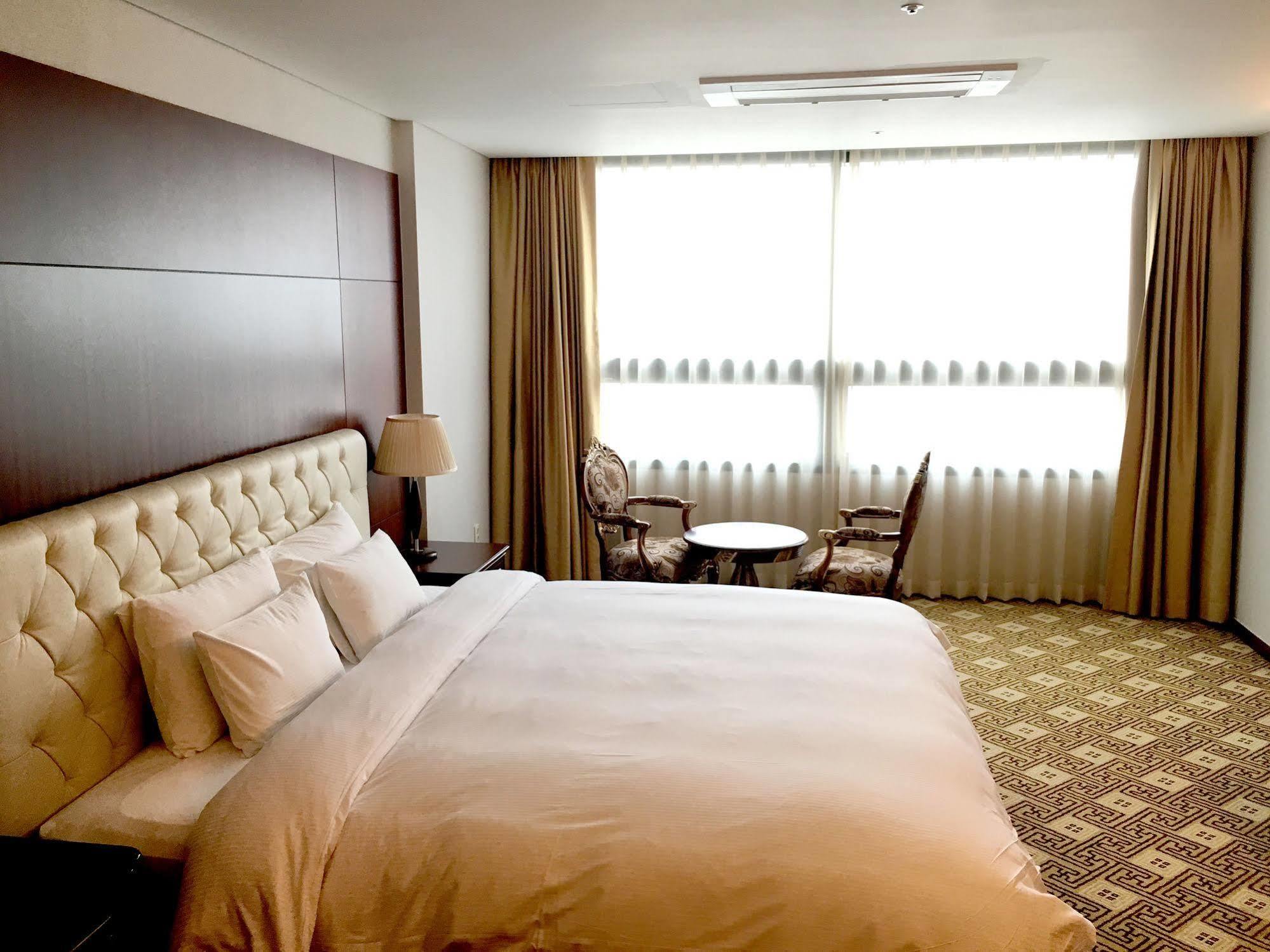 Sun Valley Hotel Yeoju Экстерьер фото